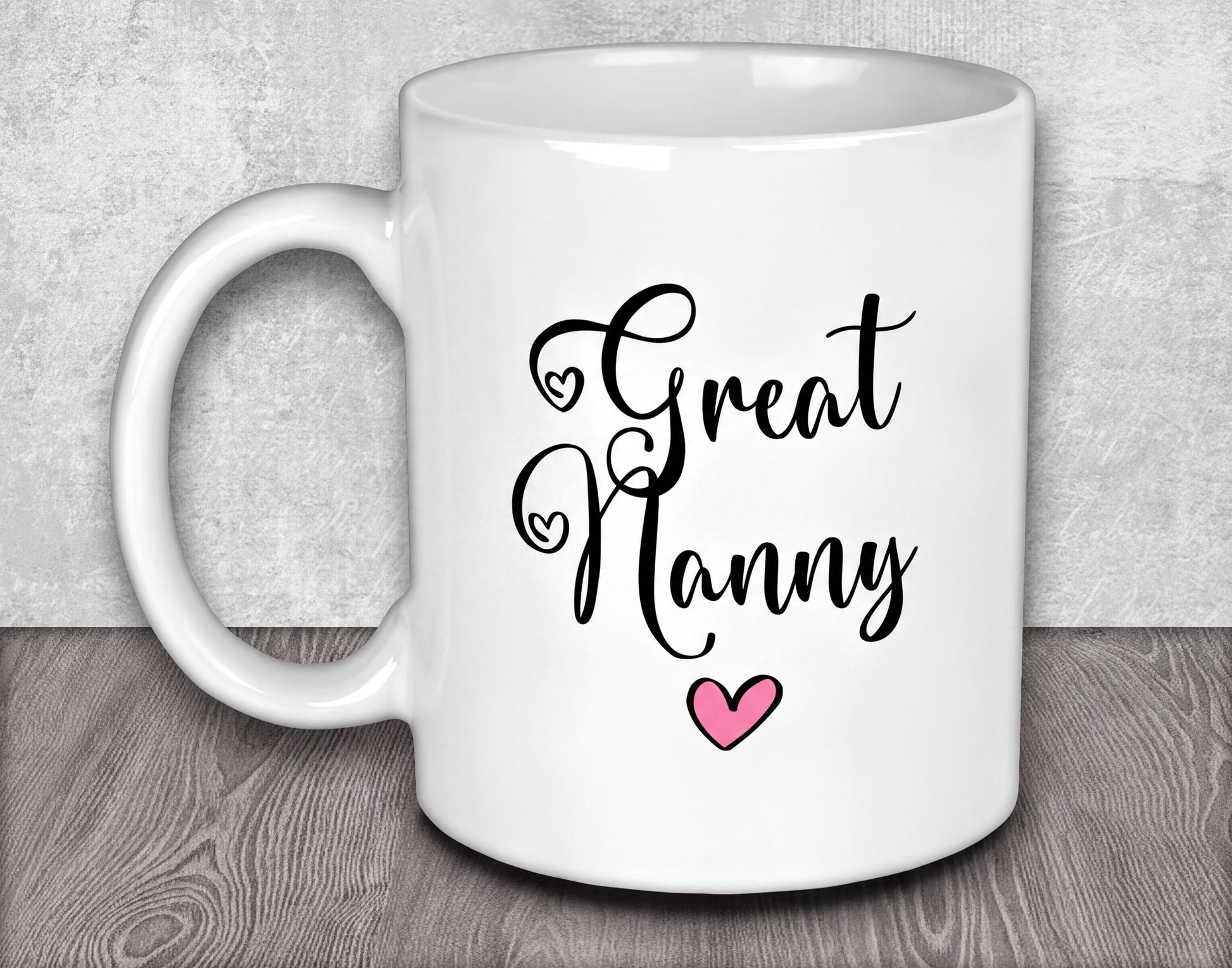 a white coffee mug with the words great mama on it
